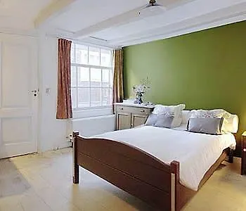 The Blue Sheep Bed & Breakfast Amsterdam