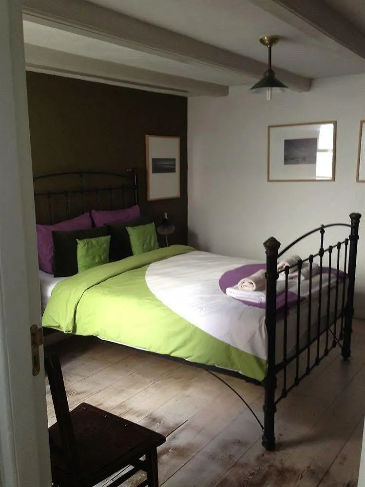 The Blue Sheep Bed & Breakfast Amsterdam