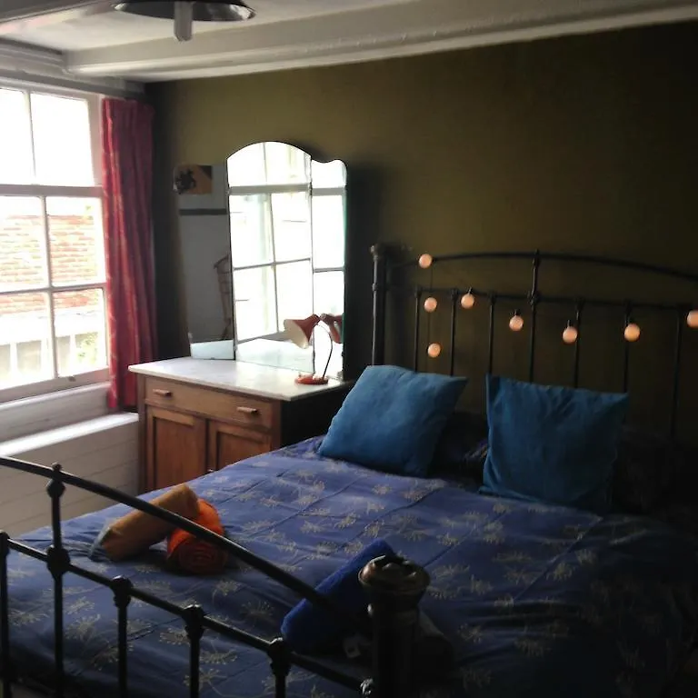 The Blue Sheep Bed & Breakfast Amsterdam
